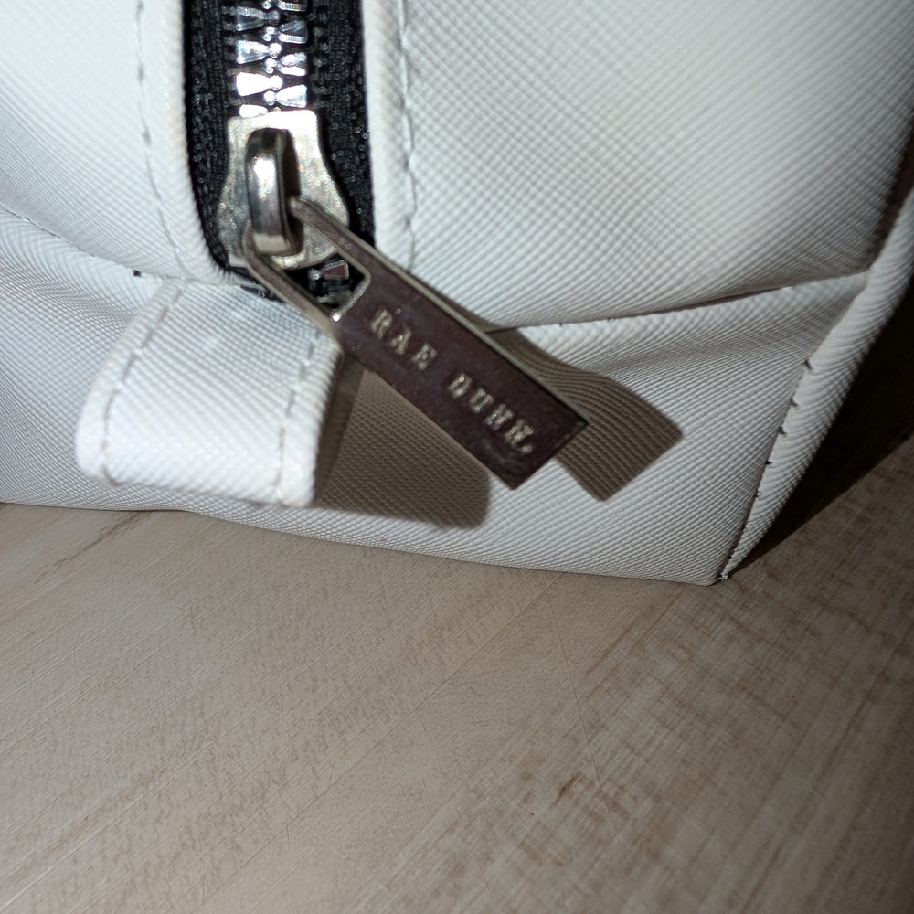 🖤💄 Rae Dunn White #GRWM Cosmetic Bag - Picture 4 of 7